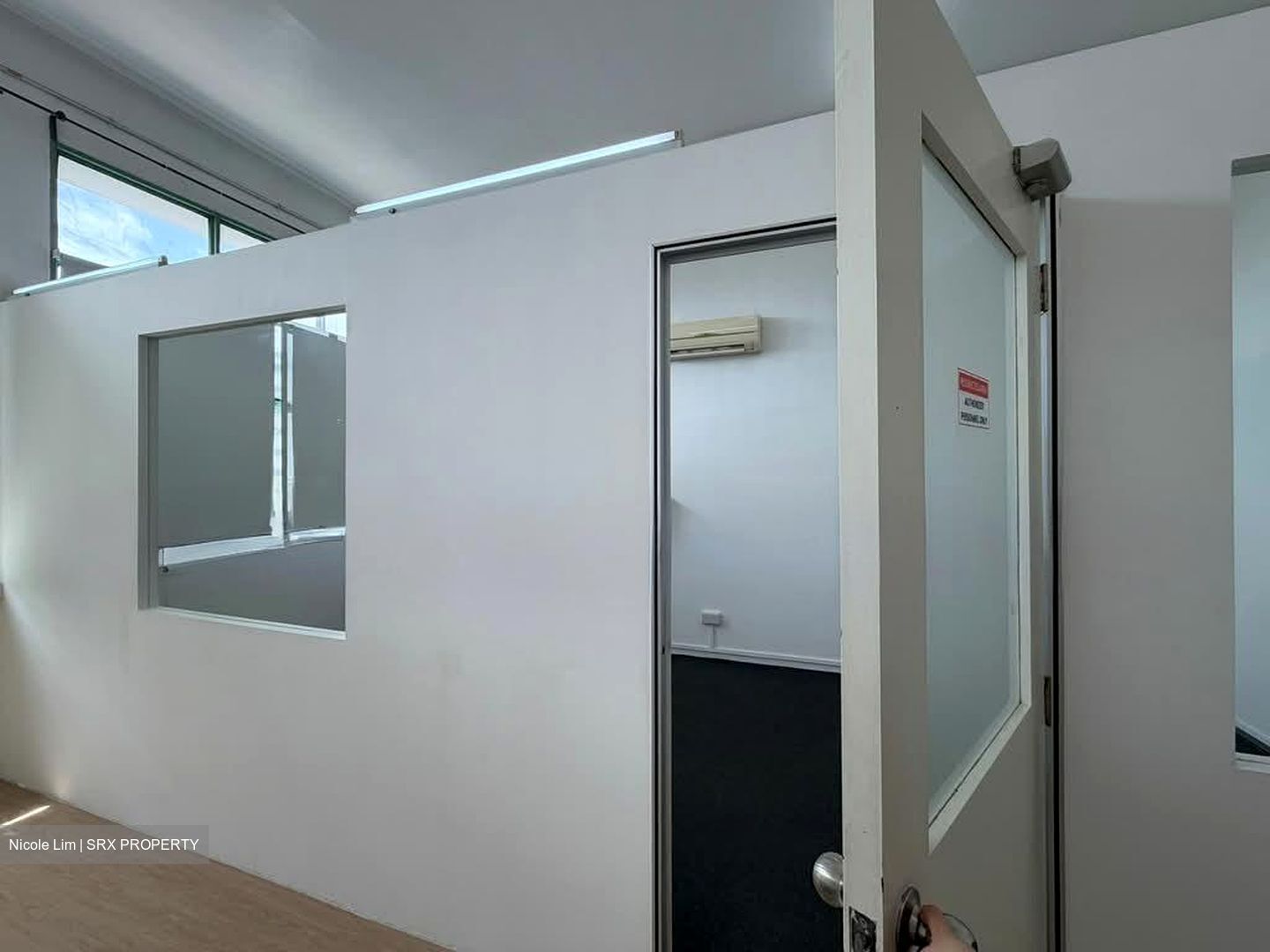 Shun Li Industrial Park (D14), Office #537372711